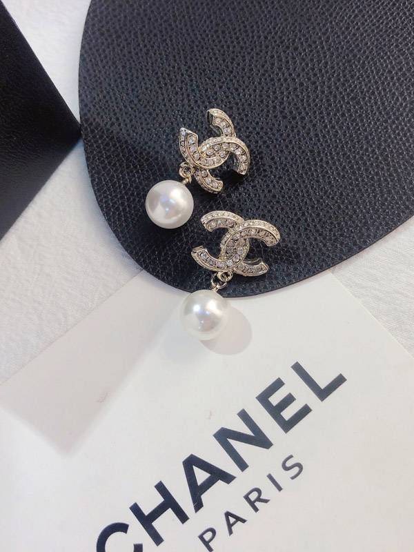 Chanel 2670 earrings