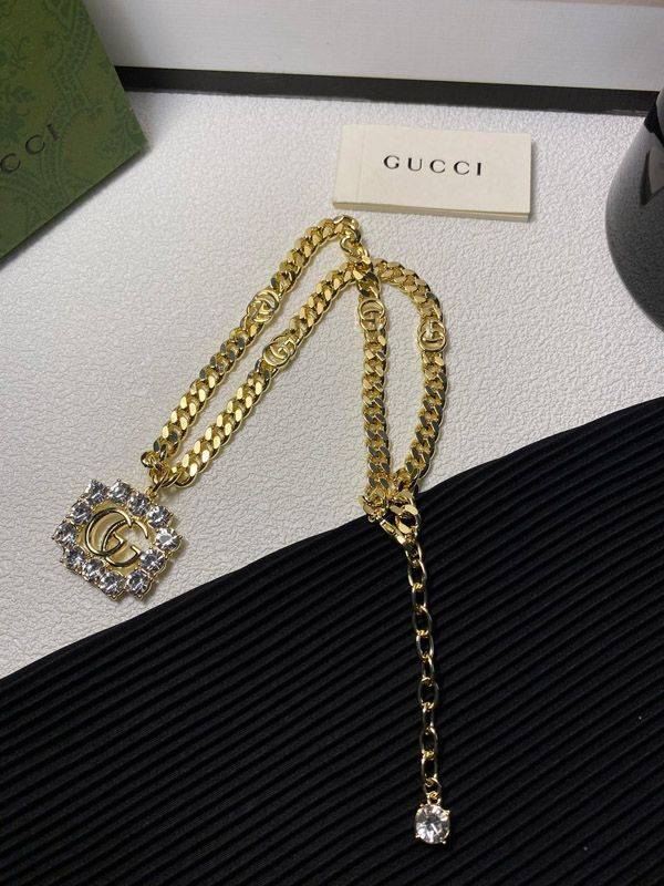 Gucci large gold crystal necklace