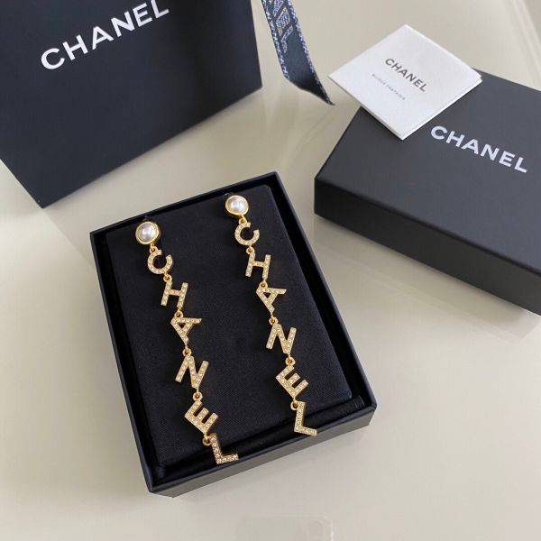 Chanel Crystal Pearl Long Earring