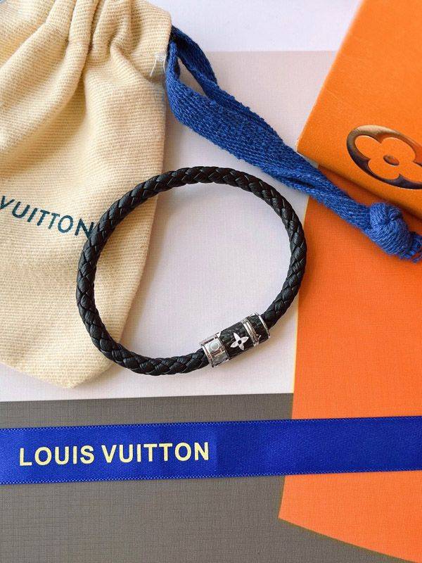 LOUIS VUITTON Calfskin Mens Archive Bracelet Black 350061