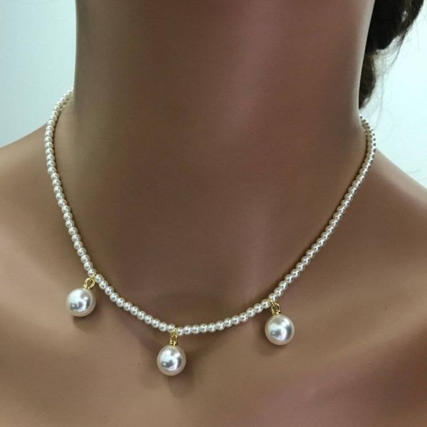 Lulu's elegant necklace