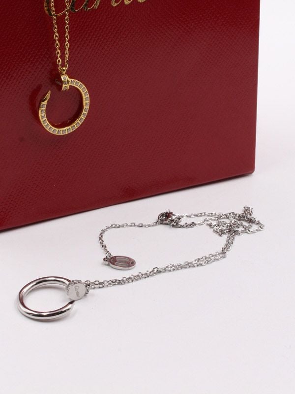 Medium Zircon Cartier Nail Catenary