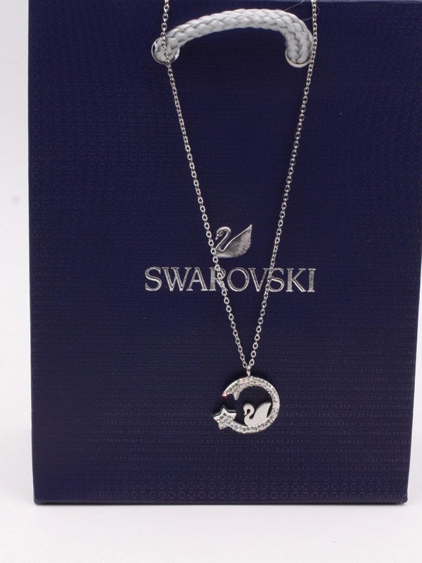 Swarovski silver necklace