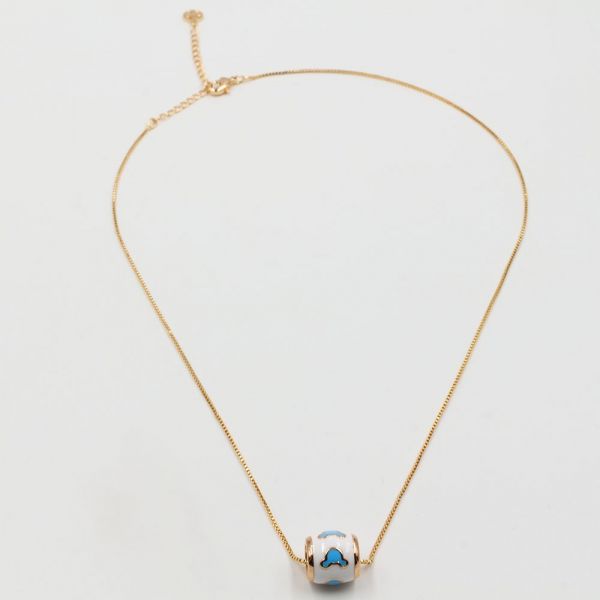 A Mickey-colored catenary