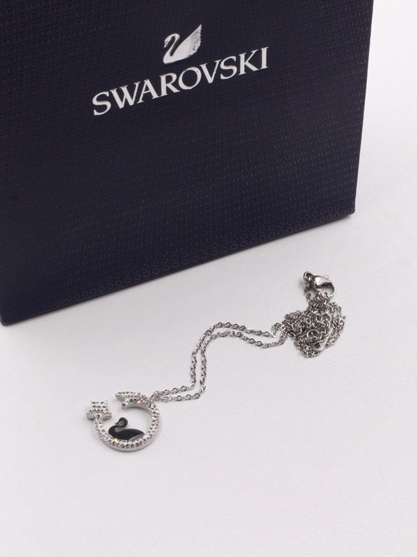 Swarovski silver necklace