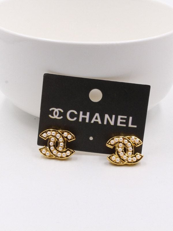 Soft gold earrings sales