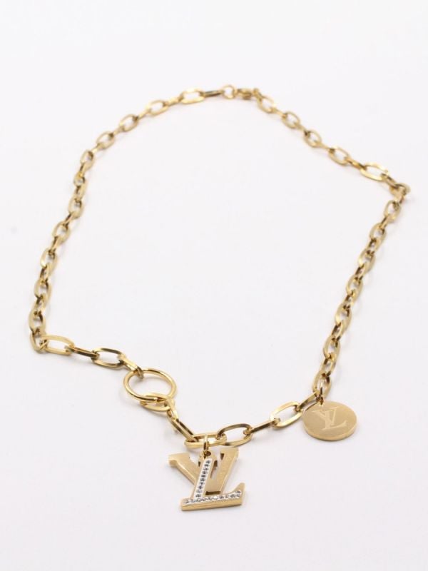 Louis Vuitton chain necklace