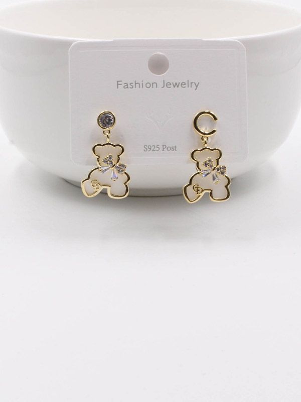 Toss shell black and white earring
