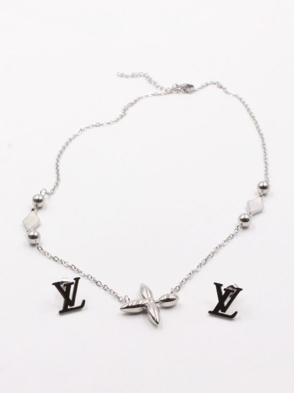 Louis Vuitton Gold Logo Set