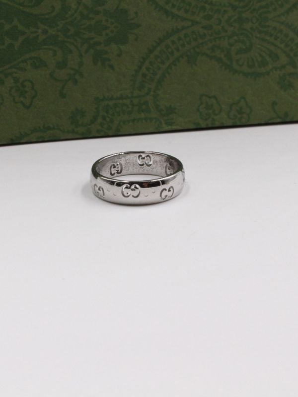 Soft Gucci ring