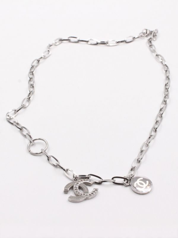 Chanel chain necklace