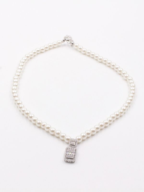 Lulu soft zircon necklace