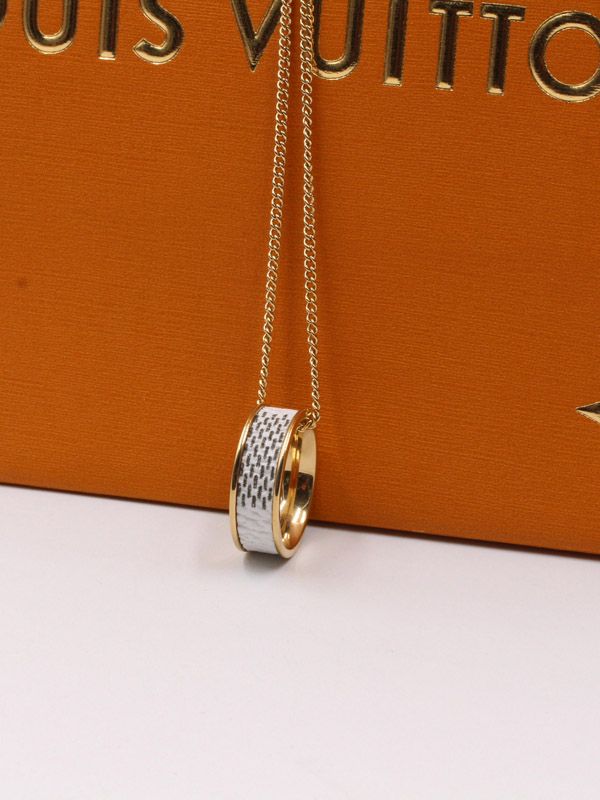 Long Louis Vuitton necklace