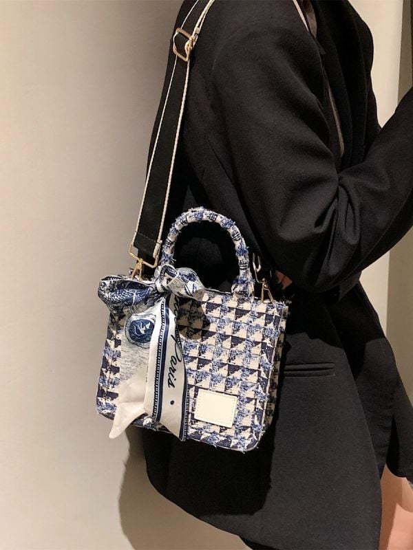 Square bag with scarf